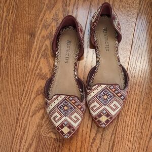 Restricted Women's Patterned Flats in Burgundy and Cream